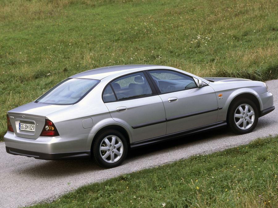  Daewoo Evanda 2003 года  (фото 16 из 19)